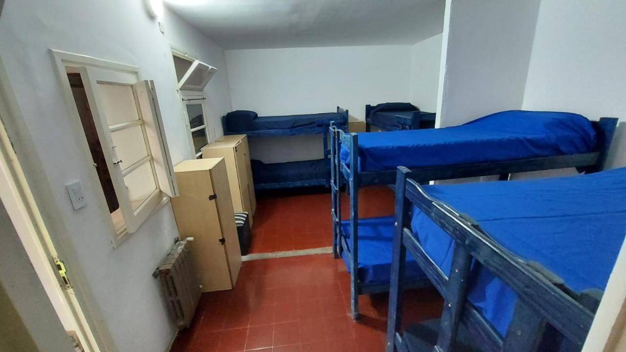 Hostal La Perla *